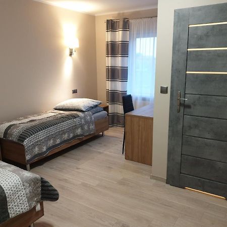 Motel Na Stacji Paliw Ustronie Morskie Ngoại thất bức ảnh